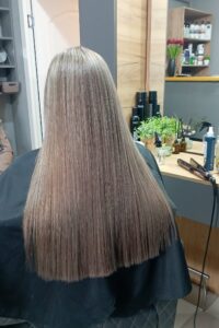 Мелирование студия DeLux